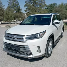 Toyota Highlander 2018