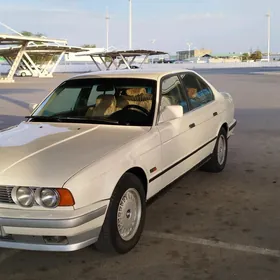 BMW 525 1989