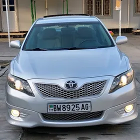 Toyota Camry 2010