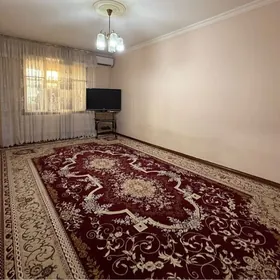 3 ком 11 мкр Очень срочно 