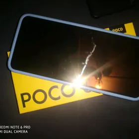 Poco c40