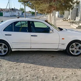 Mercedes-Benz 230E 1997
