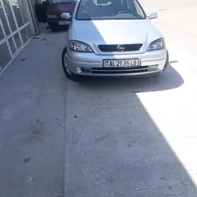 Opel Astra 2002