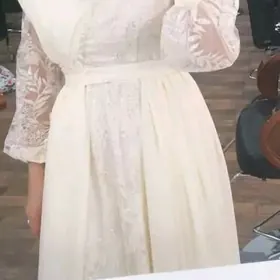 bež gipyur