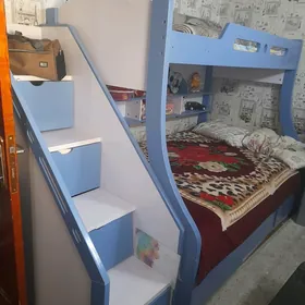 Двух ярусная кровать
