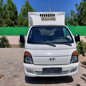 Hyundai H100 2012