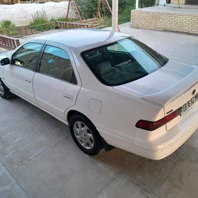 Toyota Camry 1997