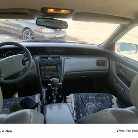 Toyota Avalon 2000