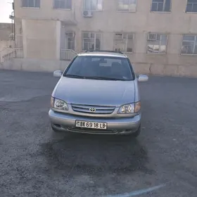 Toyota Sienna 2000