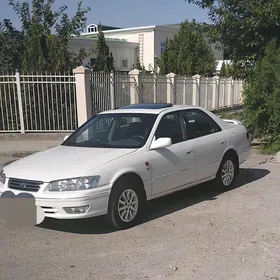 Toyota Camry 2000