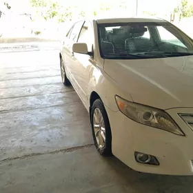 Toyota Camry 2010