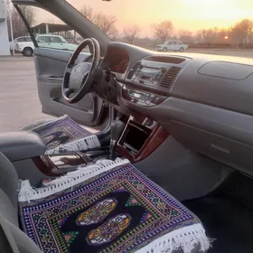 Toyota Camry 2005