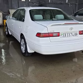 Toyota Camry 1997