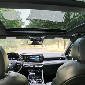 Kia K5 2021