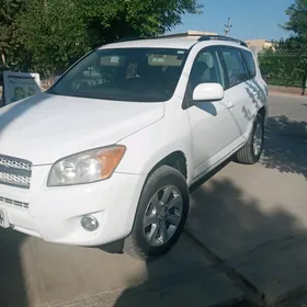 Toyota RAV4 2010