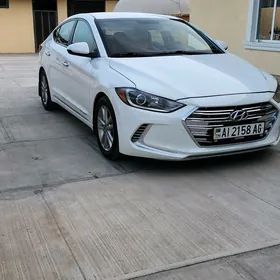 Hyundai Elantra 2018