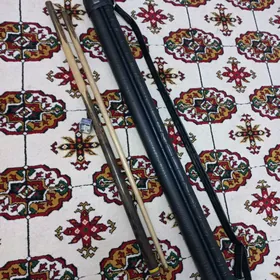 Bilyart oynalyan ki tayak