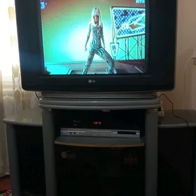 Televizor we podstawka
