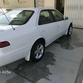 Toyota Camry 1998