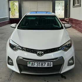 Toyota Corolla 2015
