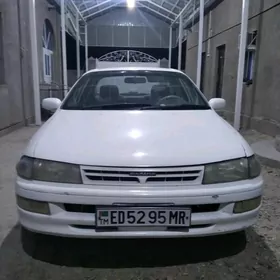 Toyota Carina 1992