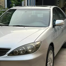 Toyota Camry 2005