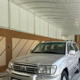 Toyota Land Cruiser 2005