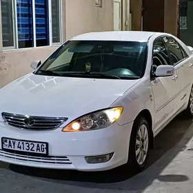 Toyota Camry 2005