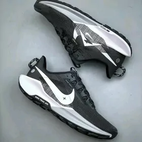 Nike Trail 5 BLACK WHITE