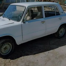 Lada 2104 1985