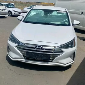 Hyundai Elantra 2020
