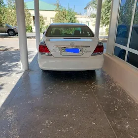 Toyota Camry 2005