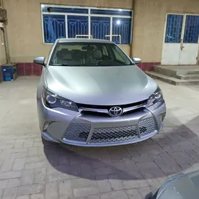 Toyota Camry 2017