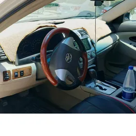 Toyota Camry 2010