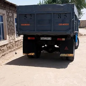 Zil 130 1985