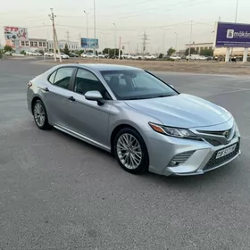 Toyota Camry 2020