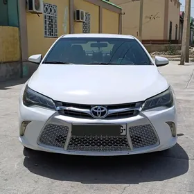 Toyota Camry 2016