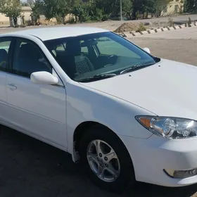 Toyota Camry 2004