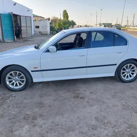 BMW 528 2001