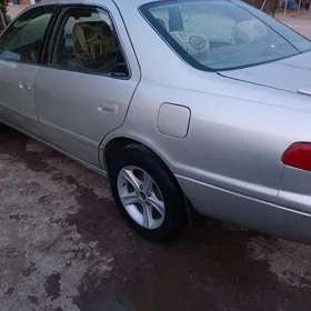 Toyota Camry 1998