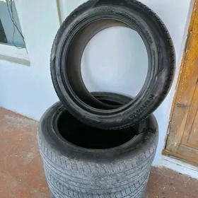 Teker  235 / 55 / 20