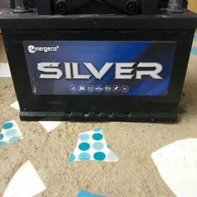 Akumyator.   Silwer