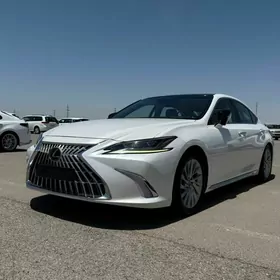 Lexus ES 350 2019