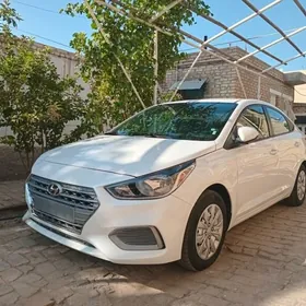 Hyundai Accent 2021