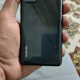 XIAOMI 12 x 8.256