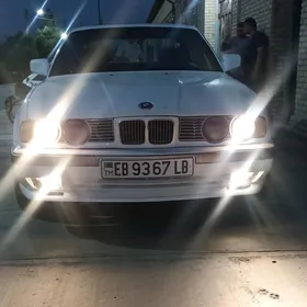 BMW 525 1990