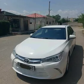 Toyota Camry 2016