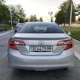 Toyota Camry 2013