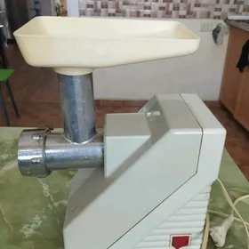 Электромясорубка