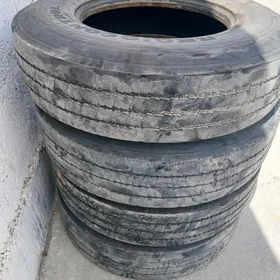 teker 11 R 22 5